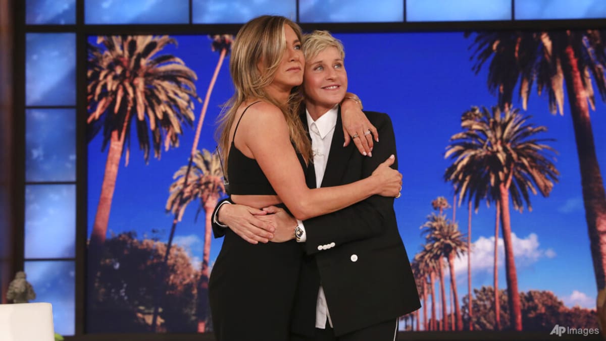 Ellen DeGeneres menutup pertunjukan siang hari dengan permohonan belas kasih