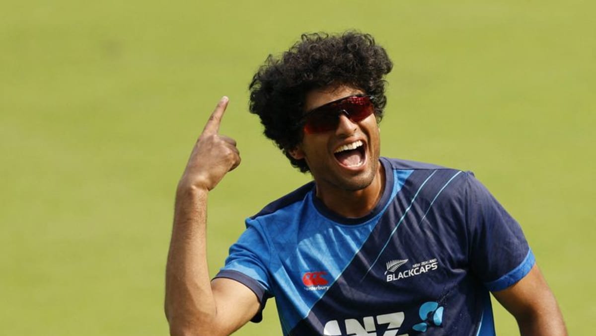 Ravindra revels in ton as New Zealand rattle India with 402 CNA