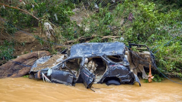 印尼苏门答腊省洪灾土崩 死亡人数增至至少19个 