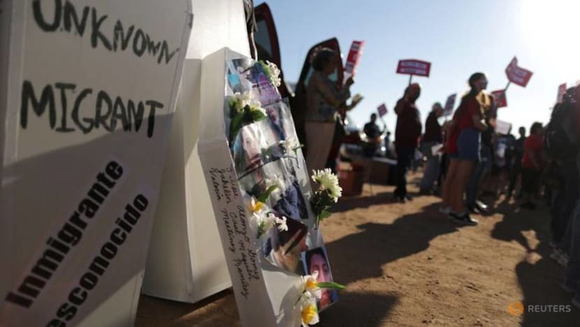 Amid COVID-19 pandemic, sharply increased US detention times put migrants at risk Amid COVID-19 pandemic, sharply increased US detention times put migrants at risk