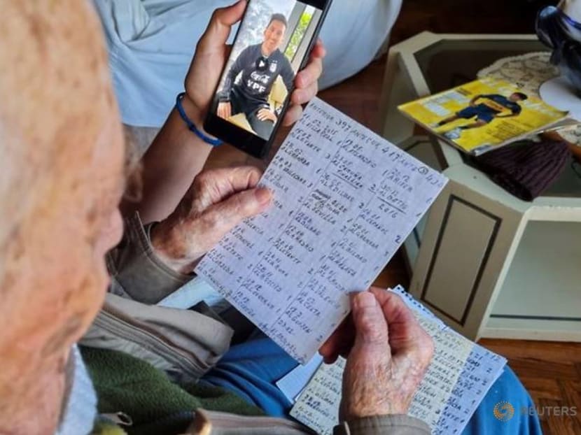 Argentine grandfather, 100, keeps handwritten notes of every Messi goal Argentine grandfather, 100, keeps handwritten notes of every Messi goal