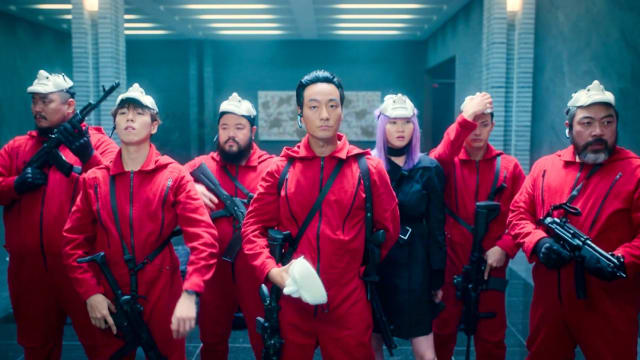 再度主演Netflix韩剧　朴海秀等“劫匪”个个是实力派