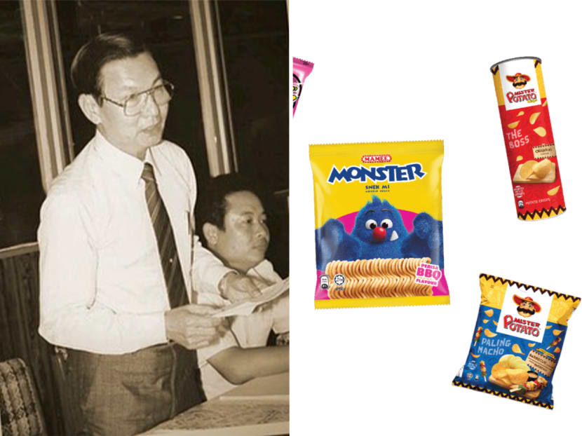 Pang Chin Hin (left, standing), the Malaysian businessman behind the widely loved Mamee Monster snack (right), died on Nov 5, 2022 at the age of 96.