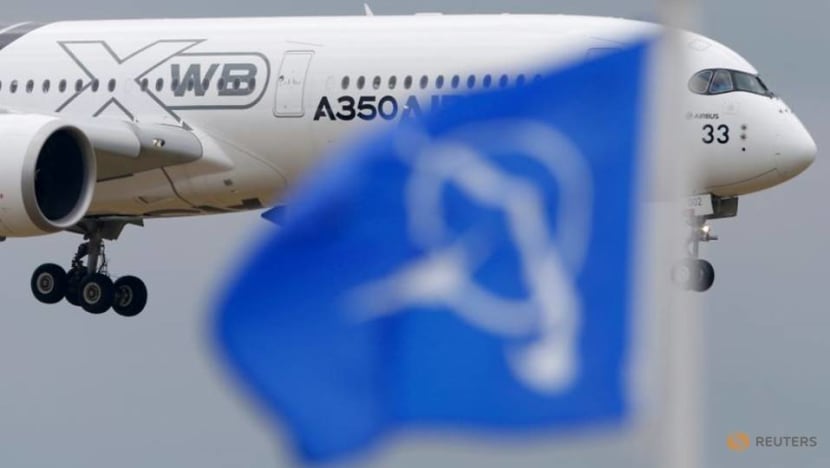 AerCap to buy GE's aircraft leasing unit in US$30 billion deal AerCap to buy GE's aircraft leasing unit in US$30 billion deal