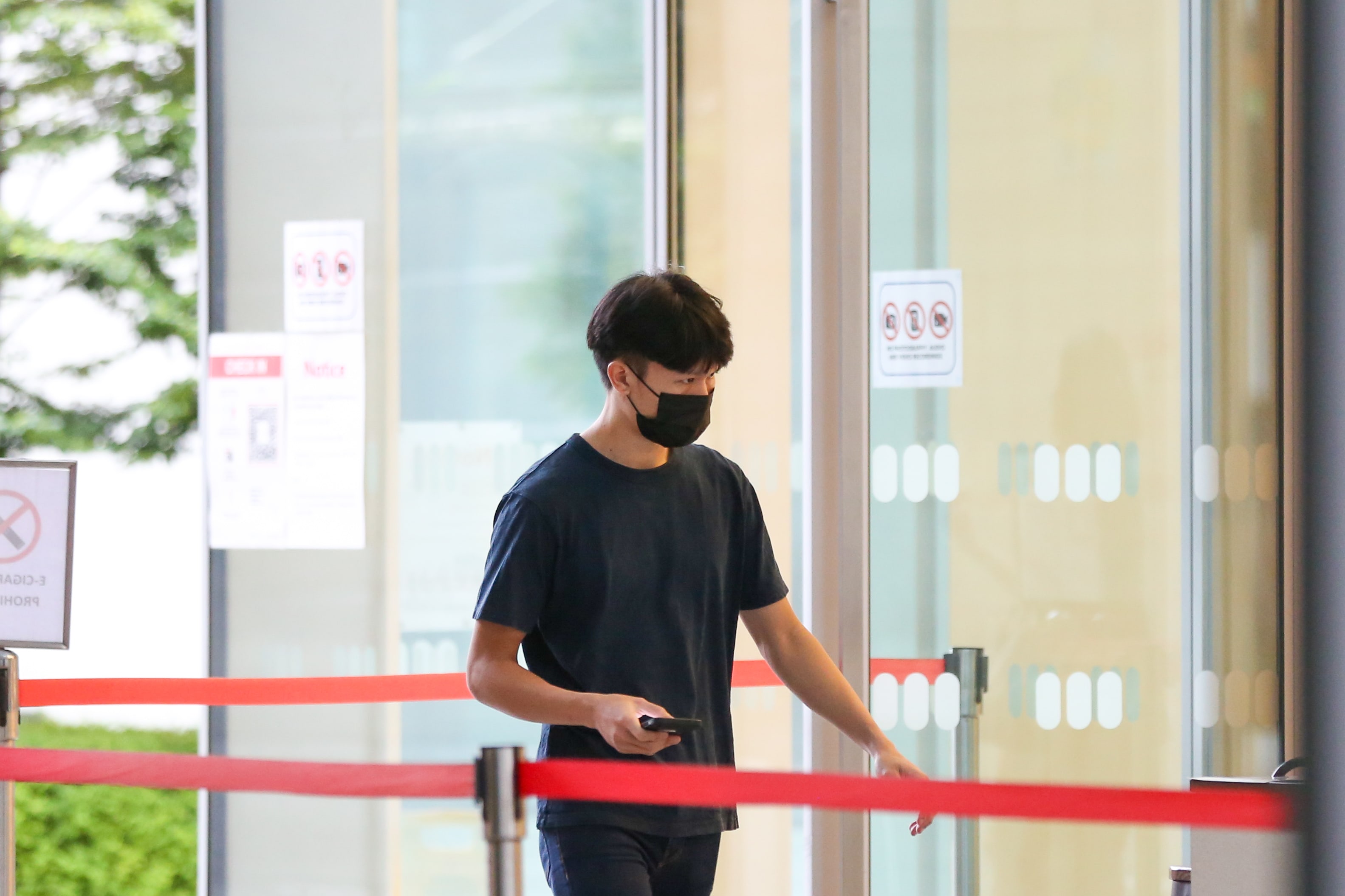 Terry Tong Hong Zhi arrives at the State Courts on Apr 7, 2022. The 20-year-old slashed a man’s face while trying to rob him. Terry Tong Hong Zhi arrives at the State Courts on Apr 7, 2022. The 20-year-old slashed a man’s face while trying to rob him.