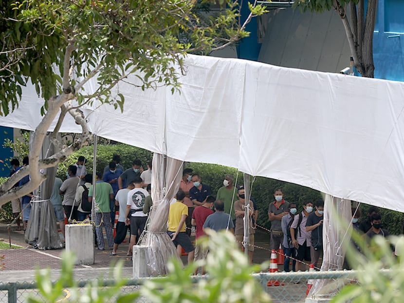 3-day moving average number of Covid-19 cases stable for past week, situation not as bad as some fear: Ong Ye Kung 3-day moving average number of Covid-19 cases stable for past week, situation not as bad as some fear: Ong Ye Kung
