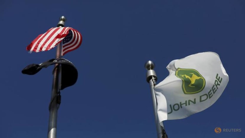 Improving farm economy drives up Deere earnings Improving farm economy drives up Deere earnings