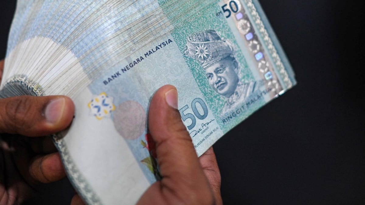 马来西亚财政部表示，采取“马来西亚优先”的态度来加强令吉汇率 – CNA