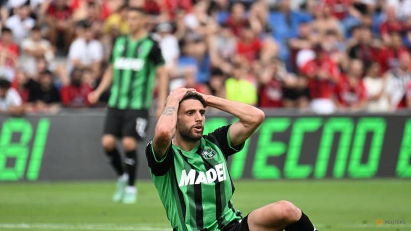 Sassuolo's Berardi misses penalty in goalless draw with AC Milan Sassuolo's Berardi misses penalty in goalless draw with AC Milan