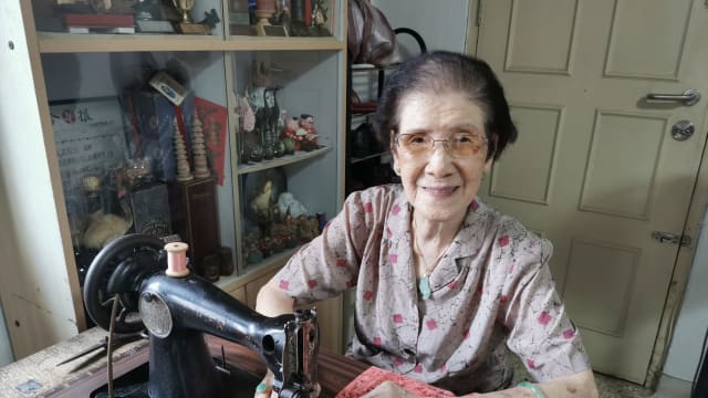 【958印象古早】 四岁漂泊南洋投奔养母还在日据时当日军车衣工 耄耋奶奶回首90年前来时路