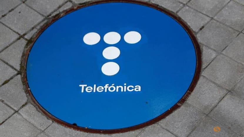 Telefonica raises 2021 outlook after record quarterly profit