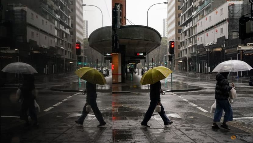 Sydney hospitals under strain as COVID-19 cases hit record Sydney hospitals under strain as COVID-19 cases hit record