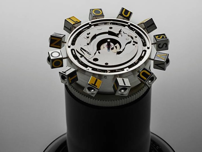 News Central - LOUIS VUITTON Tambour Spin Time