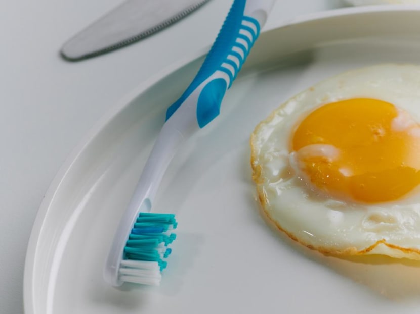 The latest hotly debated issue in dentistry centers on this question: Is it better to brush before, or after, breakfast? The latest hotly debated issue in dentistry centers on this question: Is it better to brush before, or after, breakfast?