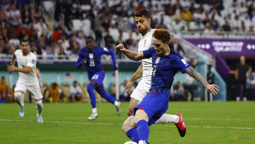 Pulisic gives United States 1-0 halftime lead over Iran Pulisic gives United States 1-0 halftime lead over Iran