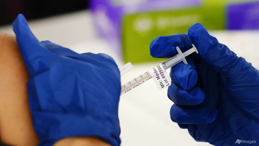 About 52,000 employees in Singapore remain unvaccinated against COVID-19: MOM About 52,000 employees in Singapore remain unvaccinated against COVID-19: MOM