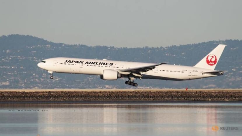 Japan requests airlines avoid Boeing 777 with certain engines as US aviation authority issues new directive Japan requests airlines avoid Boeing 777 with certain engines as US aviation authority issues new directive