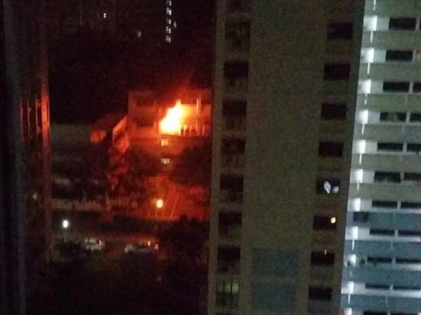 A fire broke out at Admiralty Primary School in the morning on Oct 20, 2015. Photo: @Ahteacar/Twitter