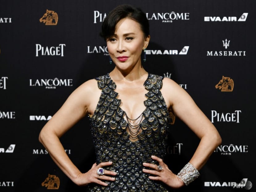 Hong Kong actress Carina Lau reportedly selling Shanghai apartment for S$38 million Hong Kong actress Carina Lau reportedly selling Shanghai apartment for S$38 million