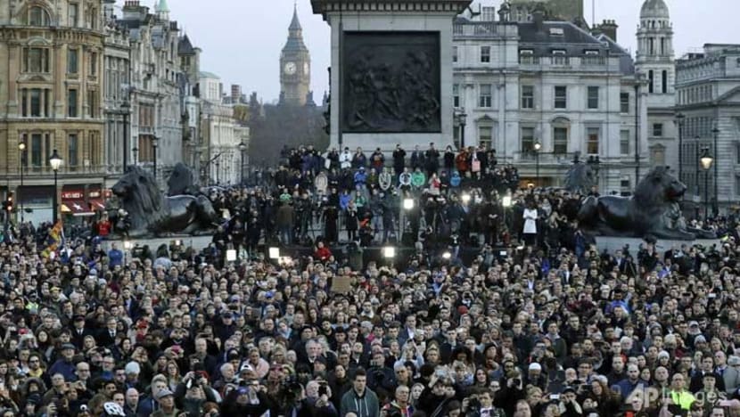 Rakyat Britain peringati mangsa serangan London; tidak akan tunduk kepada pengganasan