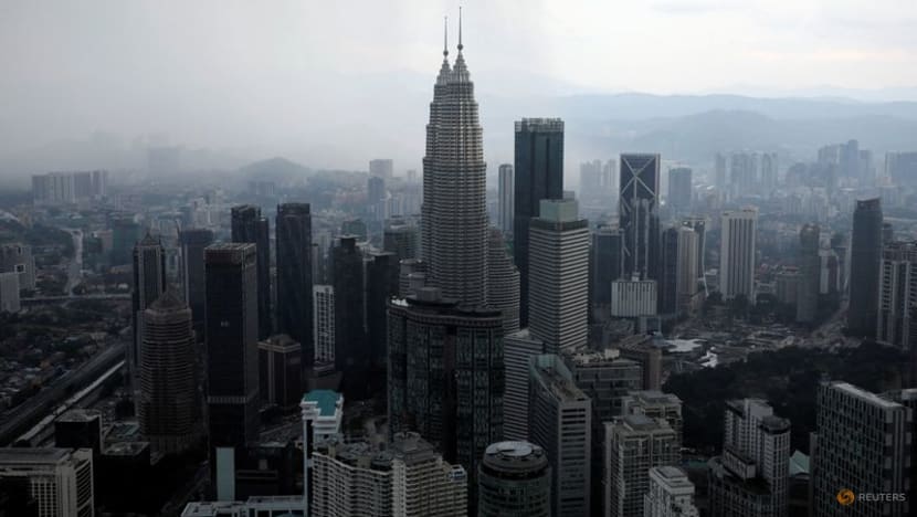 Malaysia's economy likely grew 11.7% in Q3, outlook cloudy- Reuters poll 