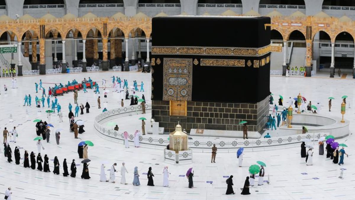 Arab Saudi memperluas haji menjadi 1 juta jemaah, mengurangi pembatasan COVID
