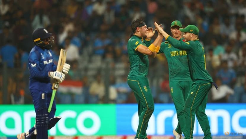 Klaasen smashes ton as South Africa thump England at World Cup