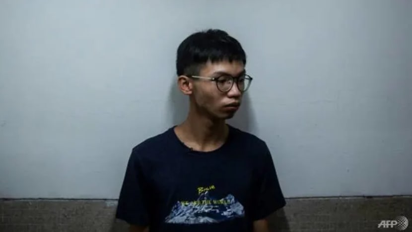Remaja Hong Kong, aktivis pertama dihadapkan ke mahkamah di bawah undang-undang keselamatan
