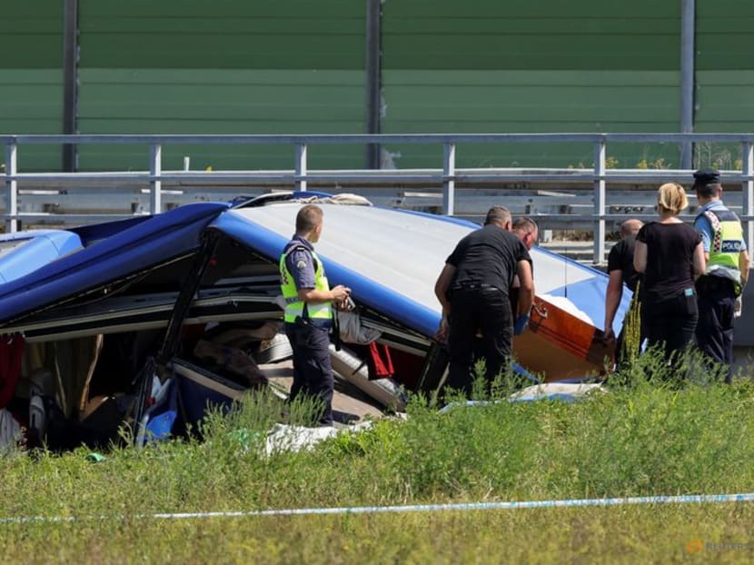 Bus crash in Croatia leaves 12 Polish pilgrims dead, 32 injured Bus crash in Croatia leaves 12 Polish pilgrims dead, 32 injured