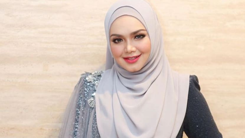 Siti Nurhaliza rakam ucapan khas kepada 'pelita hidupnya' sempena Hari Guru