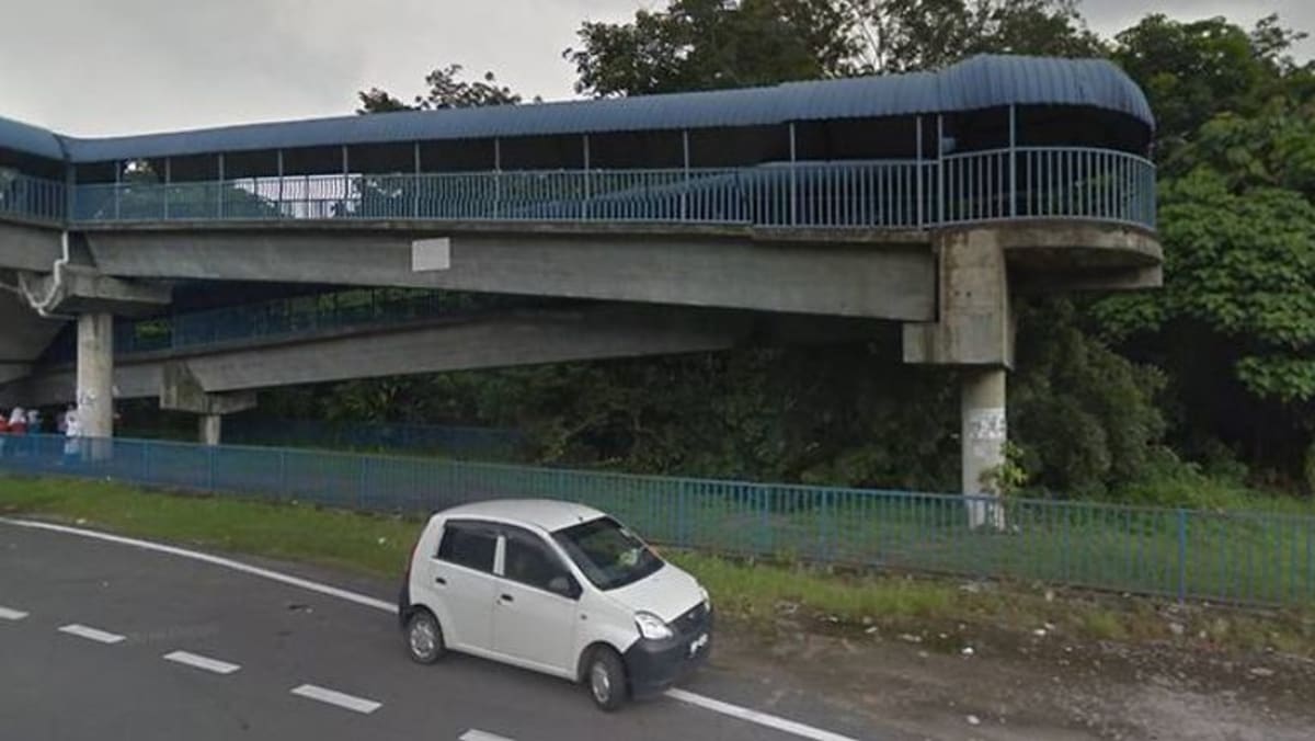 Mayat wanita separuh bogel ditemui bawah jejantas - BERITA Mediacorp