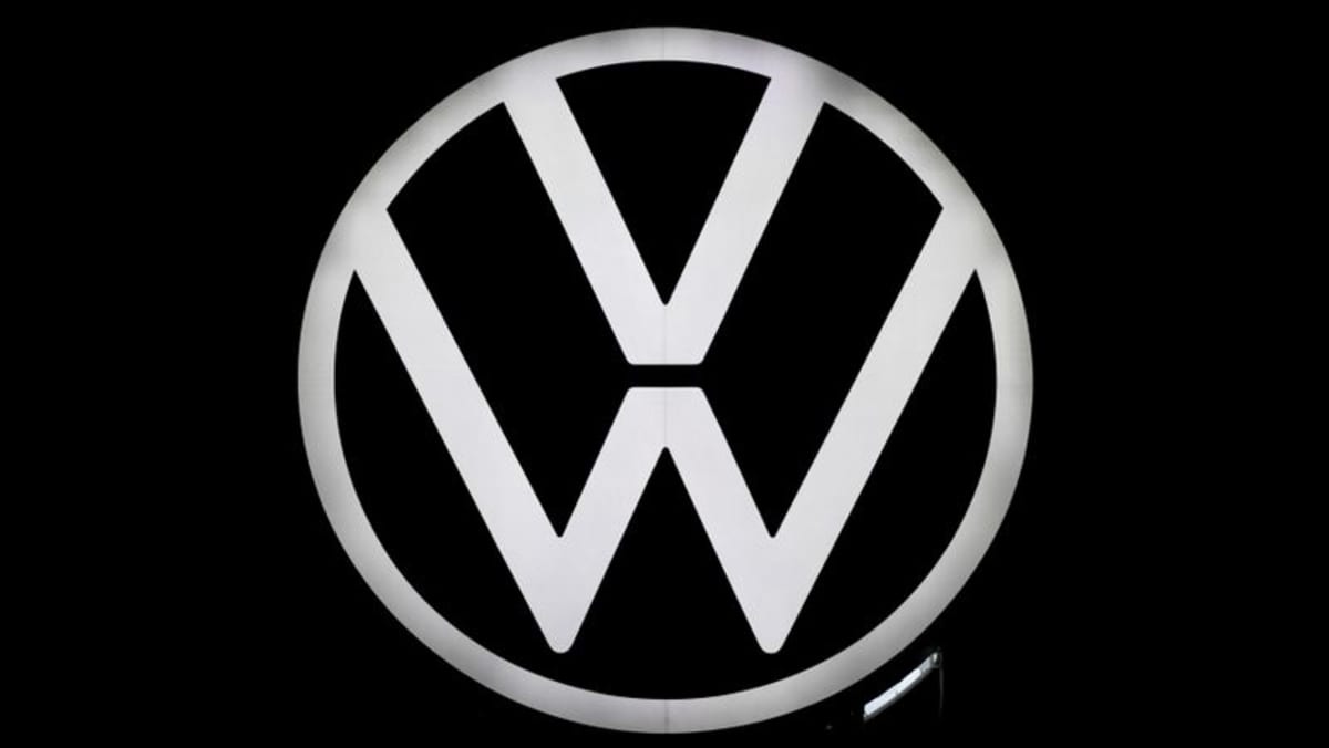 VW mengharapkan baterai, drive bahan baku menelan biaya hingga US miliar