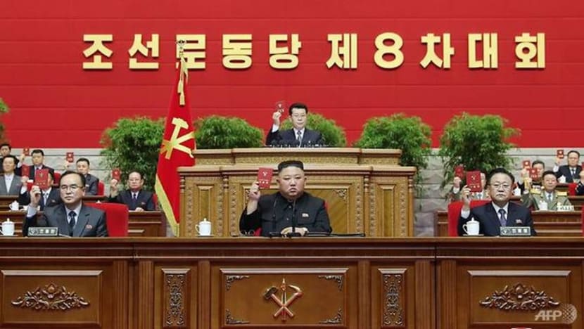 Kim Jong Un gulung kongres dengan persembahan mega