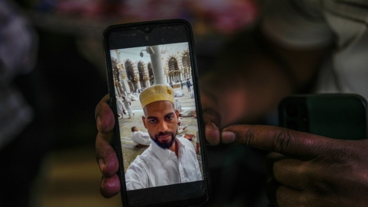 Online hate sows Muslim fears as India votes