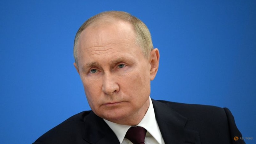 Putin denies Gorbachev a state funeral and will stay away Putin denies Gorbachev a state funeral and will stay away