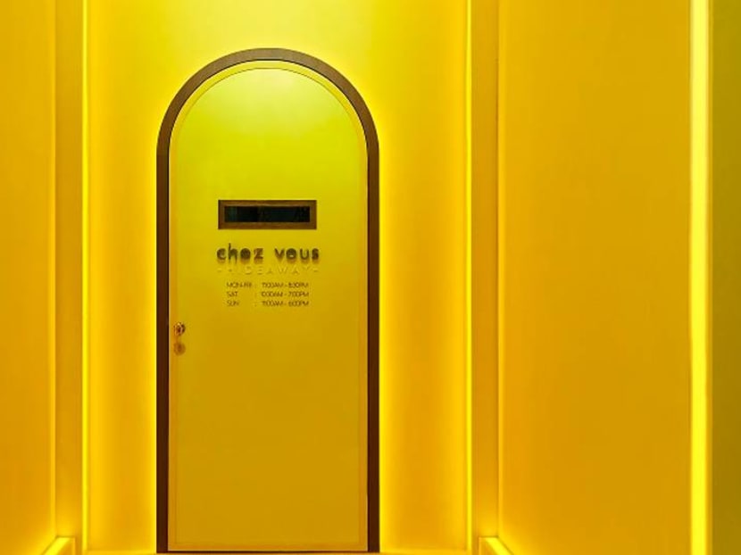 Hidden doorways and a Tibetan singing bowl – a salon made for Instagram Hidden doorways and a Tibetan singing bowl – a salon made for Instagram