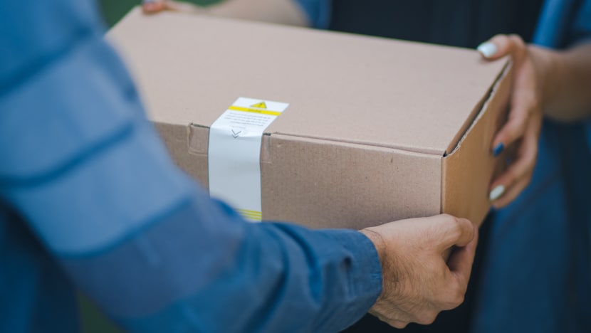 Food boxes delivered to hot sale your door