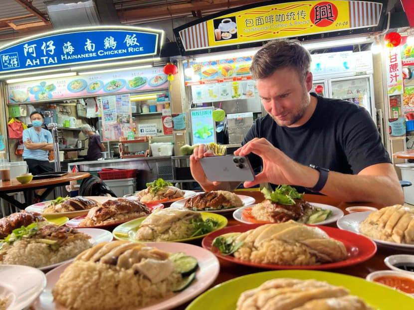 The director of Jiro Dreams Of Sushi made a film about Singapore’s chicken rice using his phone The director of Jiro Dreams Of Sushi made a film about Singapore’s chicken rice using his phone