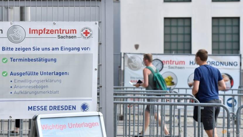 Action needed now to avoid lockdown, say German state leaders Action needed now to avoid lockdown, say German state leaders