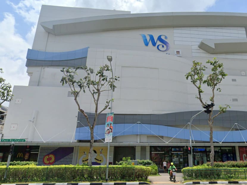 A view of White Sands mall at Pasir Ris Central Street 3.