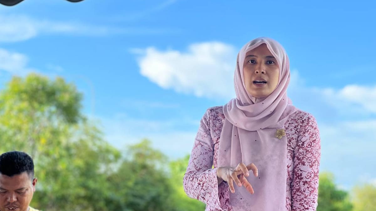 上任仅一个月就离职安华女儿不再担任首相顾问- 8world