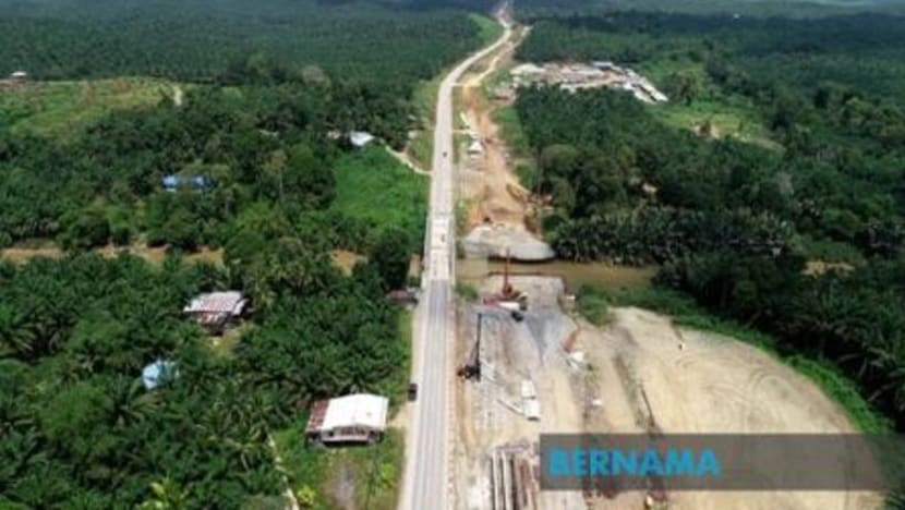 2 cedera, jambatan projek pembinaan Pan Borneo di Miri runtuh
