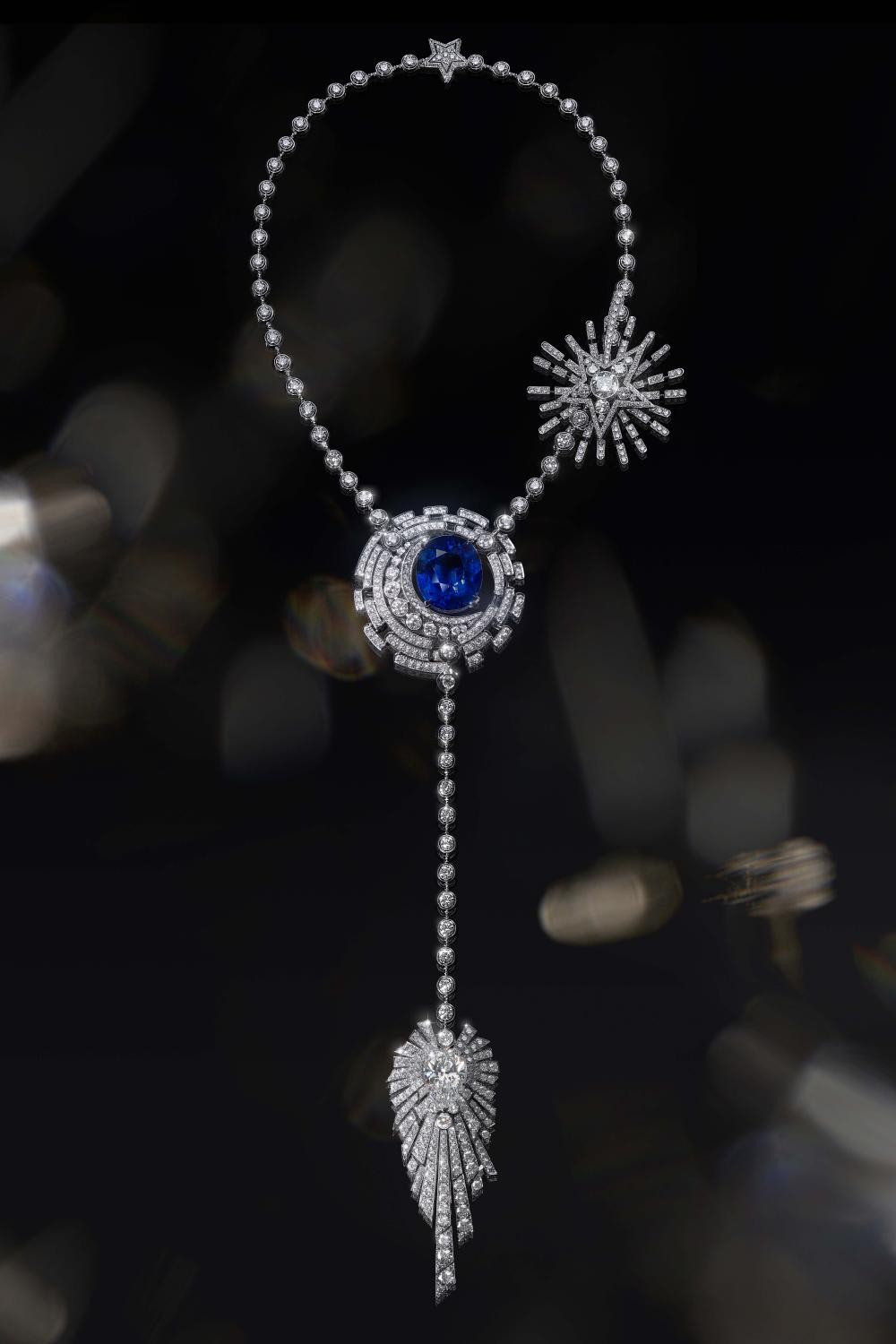 Chanel 1932 Comète diamond necklace