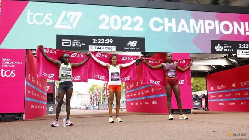 Ethiopian Yehualaw storms to London Marathon win in style Ethiopian Yehualaw storms to London Marathon win in style