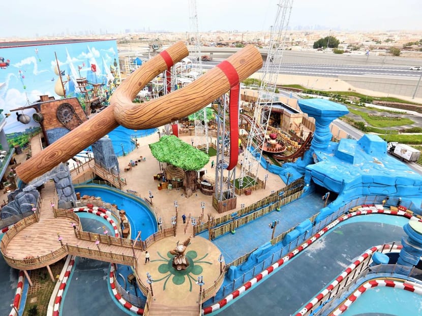 Giant outlet slingshot ride