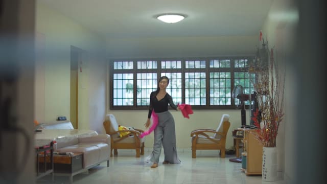 【冠状病毒19】狮城时事 | 受疫情影响  留学北京的新加坡学生在家练舞
