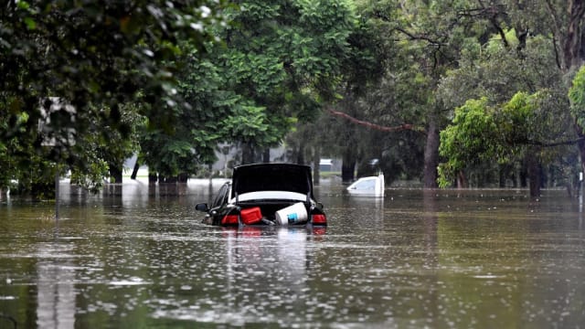 悉尼未来两天料受暴雨侵袭 6万人被令疏散