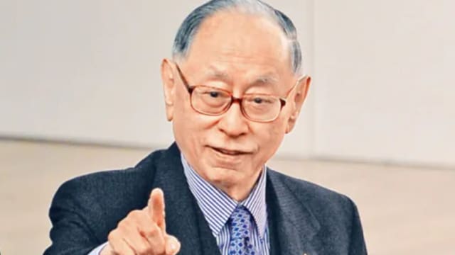香港首位华人首席大法官杨铁梁逝世 - 8world