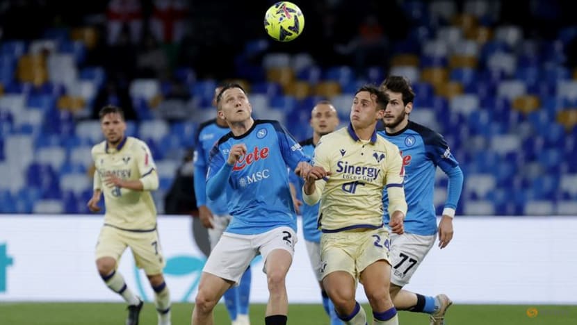 Napoli disappoint in 0-0 draw against Verona Napoli disappoint in 0-0 draw against Verona