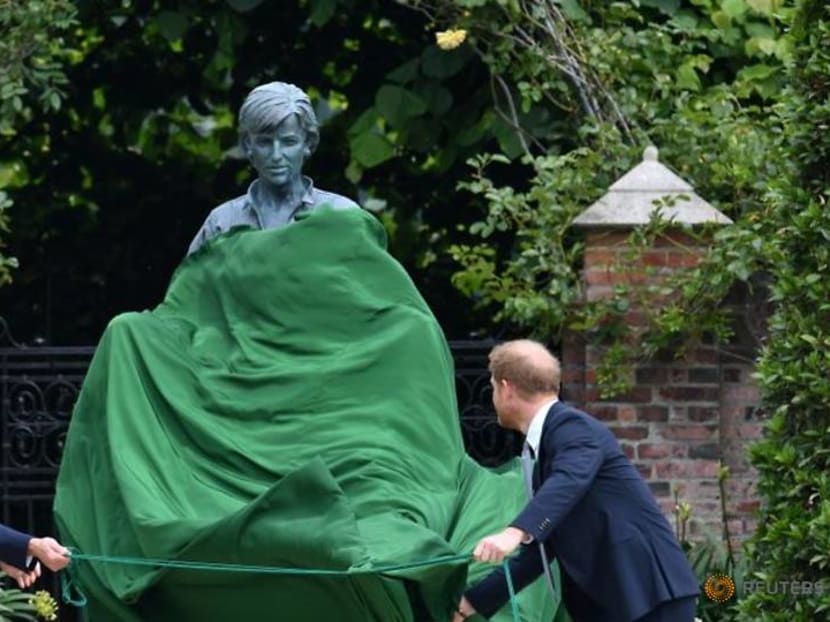 Britain's William and Harry put feud aside to unveil Princess Diana statue Britain's William and Harry put feud aside to unveil Princess Diana statue